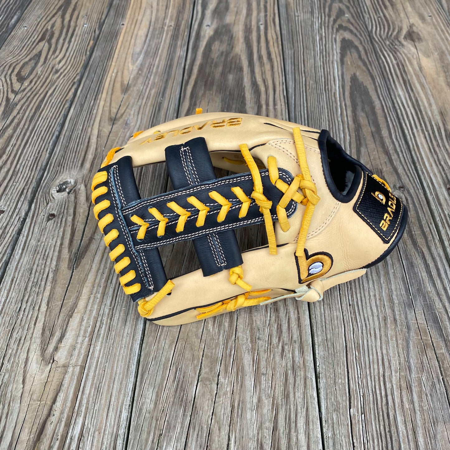 Lace Post Web, Next Play Series '22 LEFTY ONLY