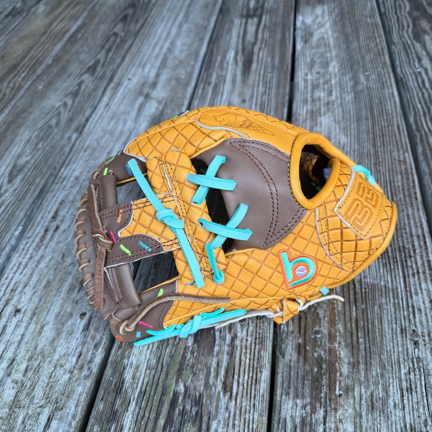I-Web, BBG LTD Ice Cream Cone, 11.5" Tan/Chocolate/Mint CLEARANCE 20% OFF AT CHECKOUT
