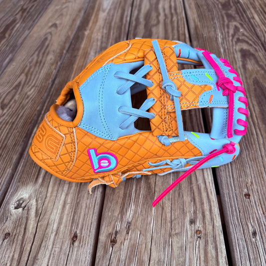 I-Web, BBG LTD Ice Cream Cone,Tan/Blue Cake Batter