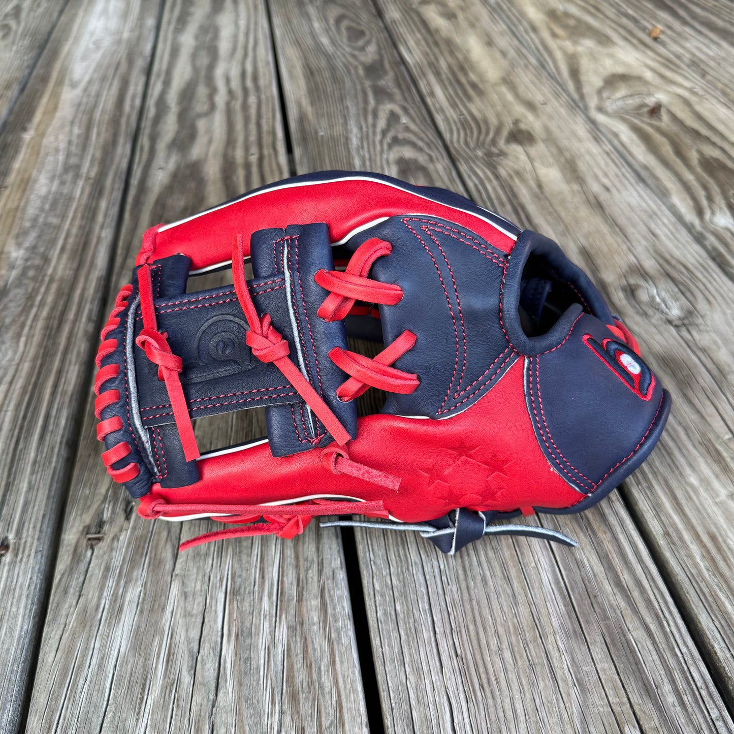 I-Web, BBG LTD Bomb Pop Navy/Red USA STEERHIDE