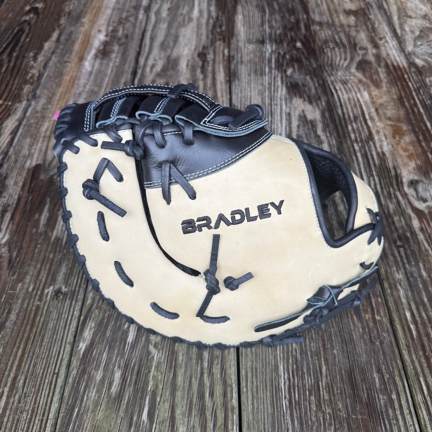 1B Mitt, Next Play Pro Kip LTD '26
