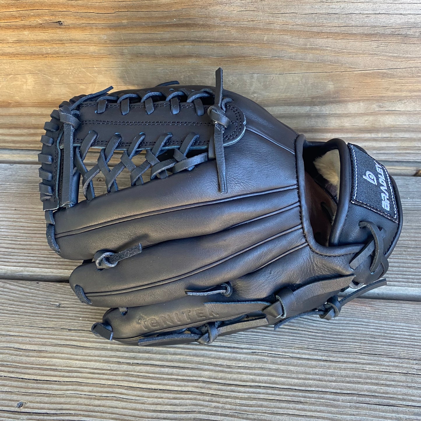 11.5" 6-Finger Ambidextrous, Igniter-Plus LTD Black