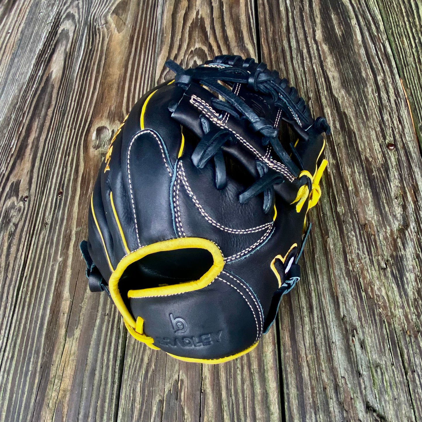 I-Web, Next Play Series '25 BLACK/GOLD PRO KIP (CLEARANCE 20% OFF AT CHECKOUT)