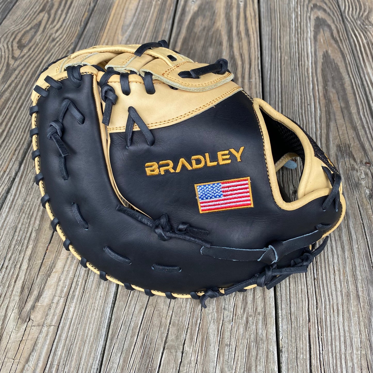 1B Mitt, 11.75" Next Play Series 23S Native Kip LTD
