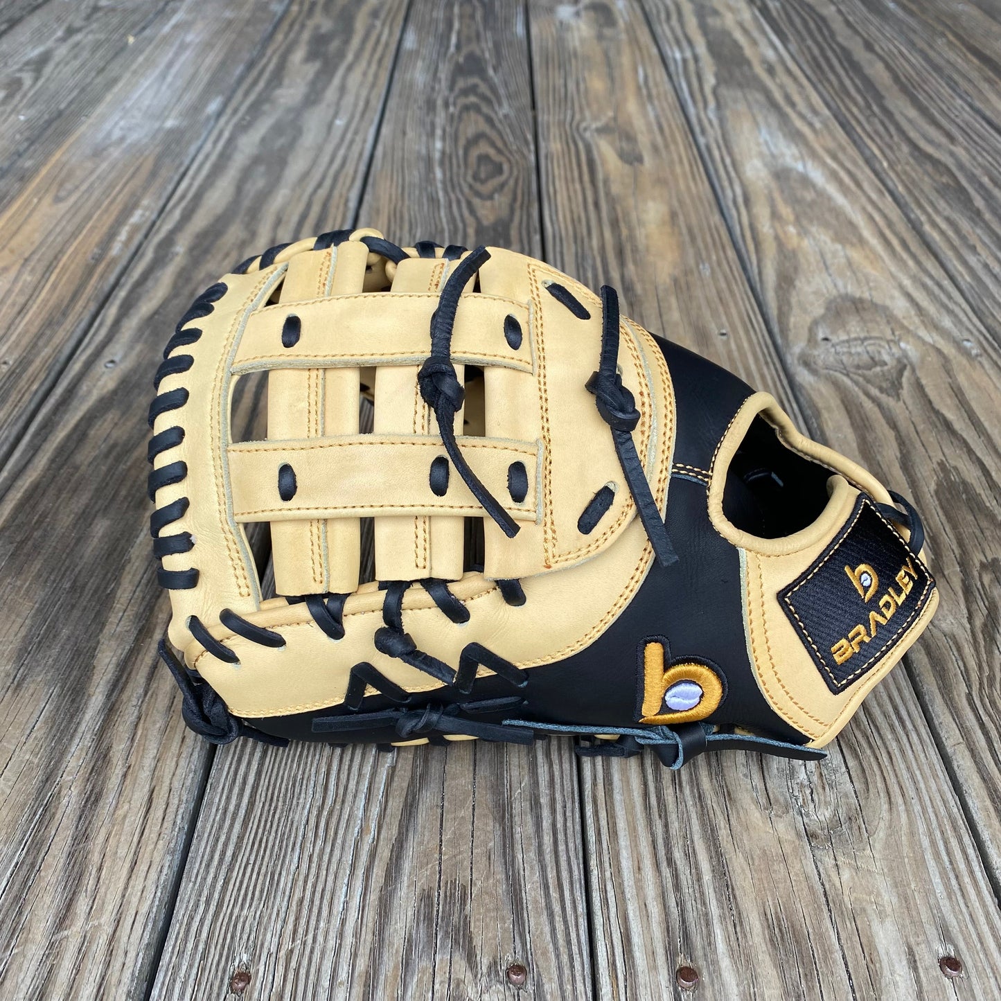 1B Mitt, 11.75" Next Play Series 23S Native Kip LTD