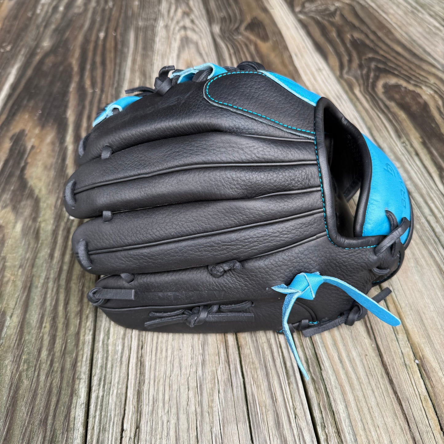I-Web, Next Play Series Super Light '25 Black/Sky Blue