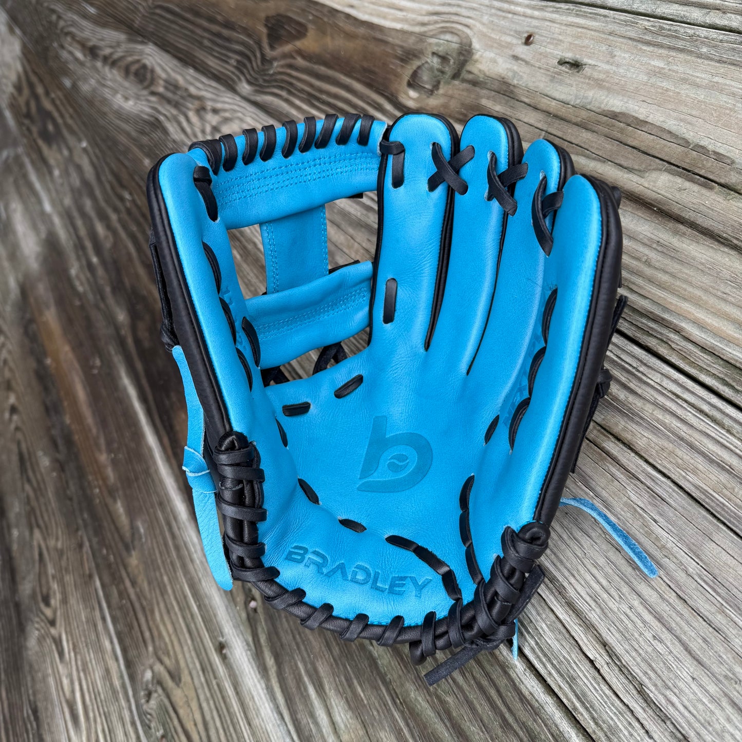 I-Web, Next Play Series Super Light '25 Black/Sky Blue