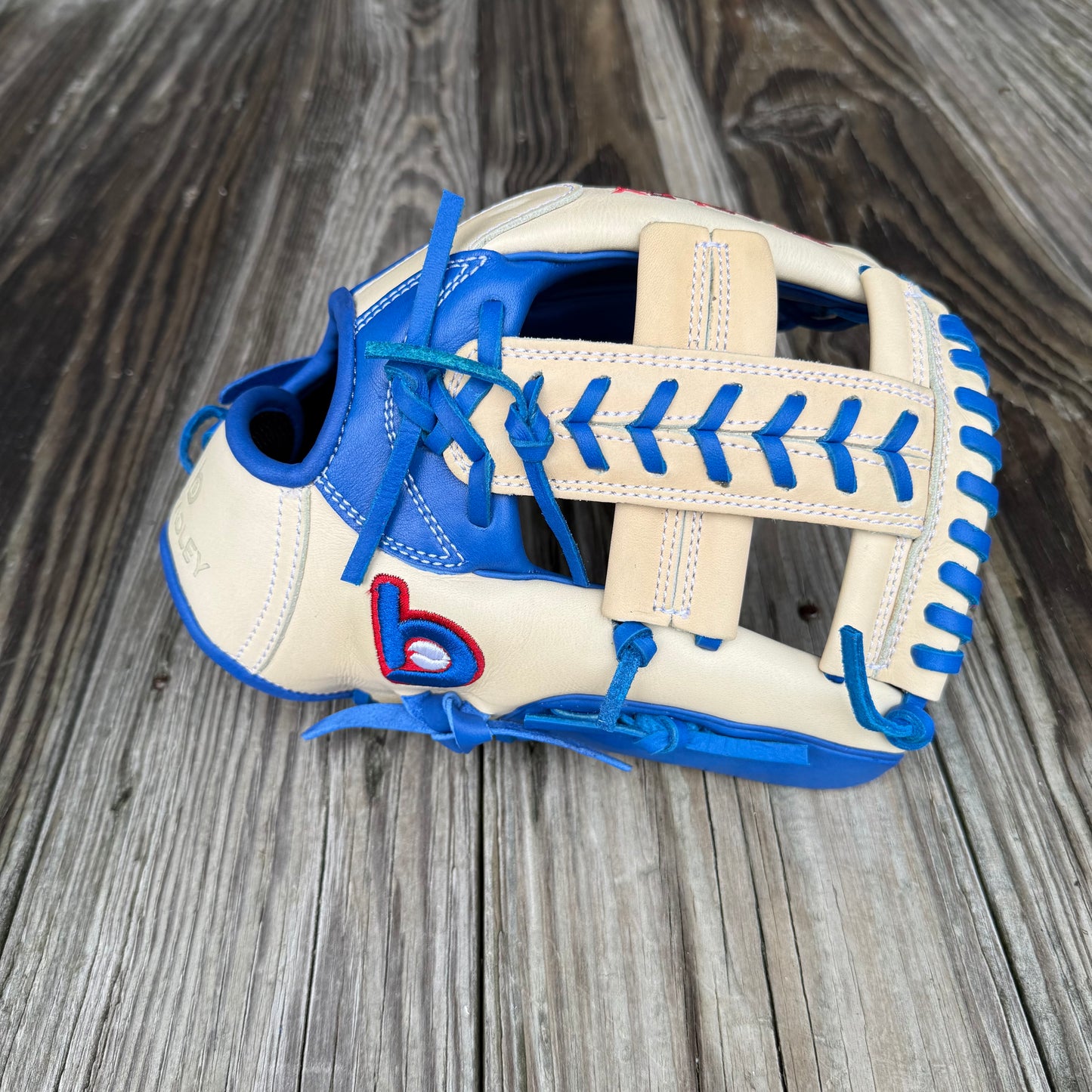 Lace Post Camel/Royal, Next Play LTD Pro Kip '25