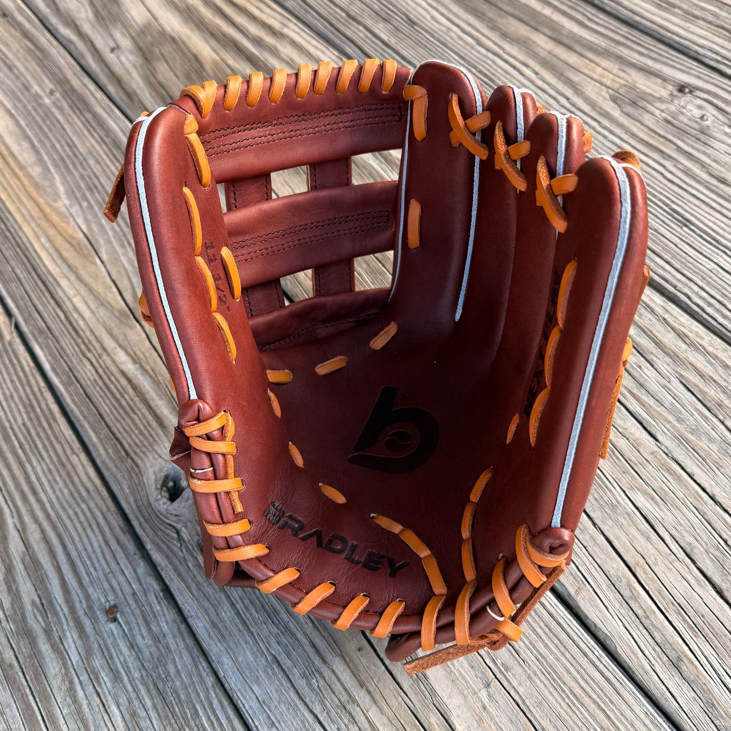 H-Web, Next Play Series USA Steerhide 5-STAR '25 Dark Brown/Tan