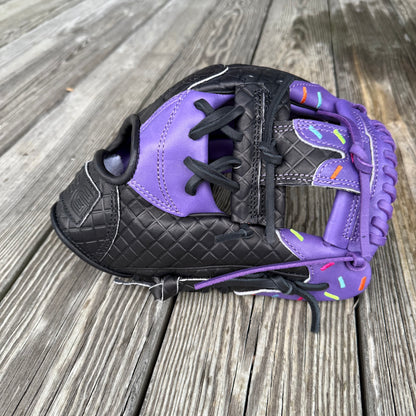 I-Web, BBG LTD Ice Cream Cone, 11.5" Black/Grape