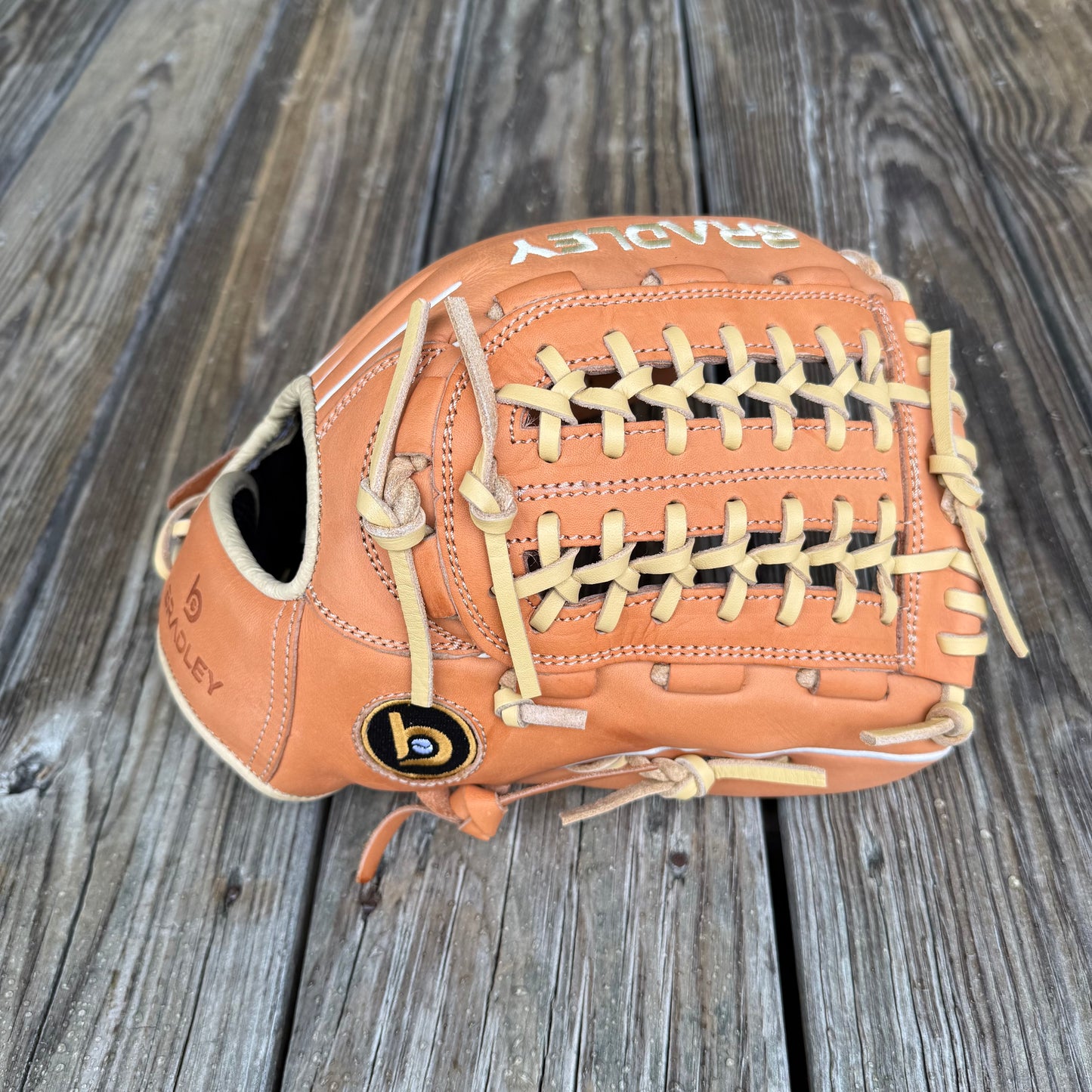 Trident Trap, Next Play Series 25 (Tan/Camel)