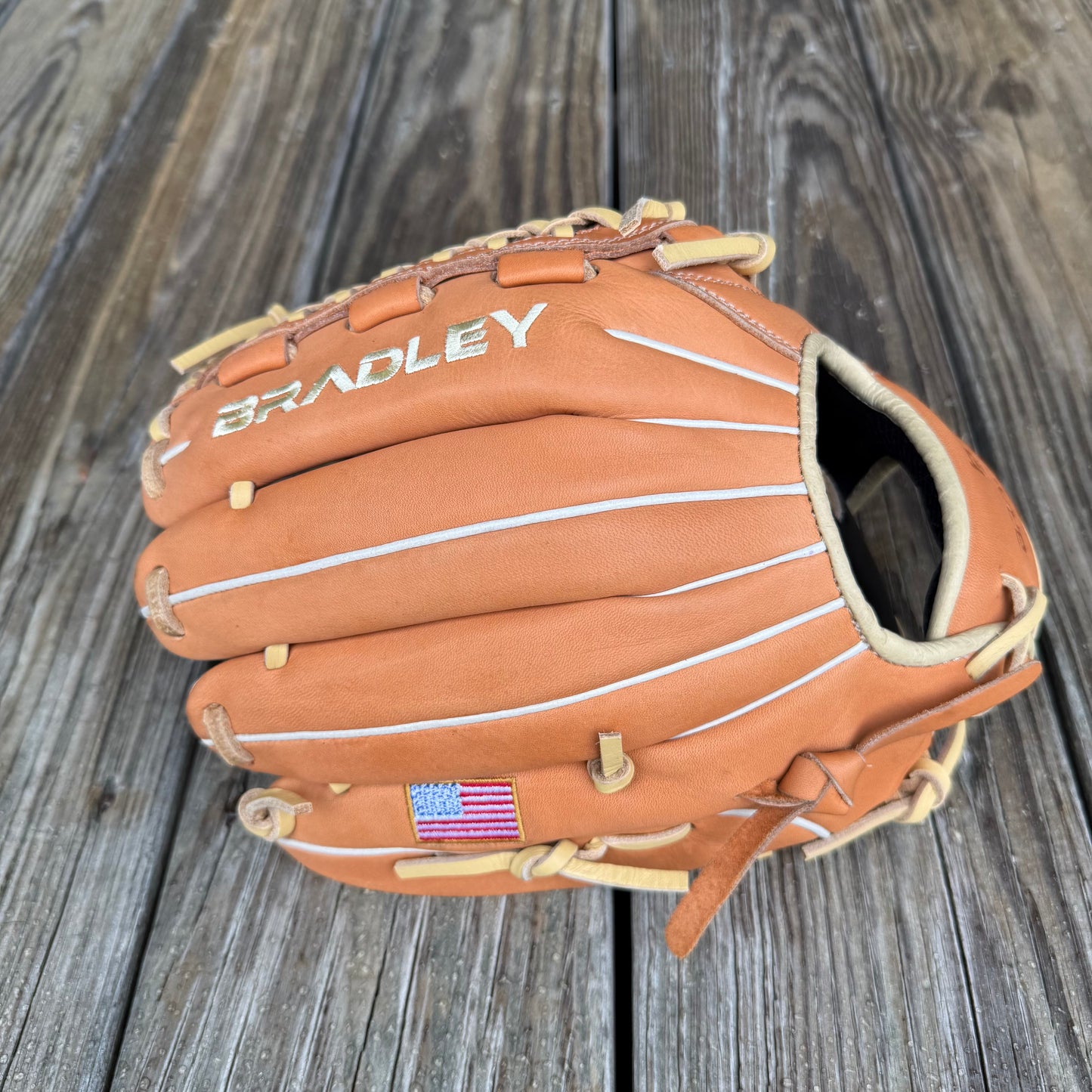 Trident Trap, Next Play Series 25 (Tan/Camel)