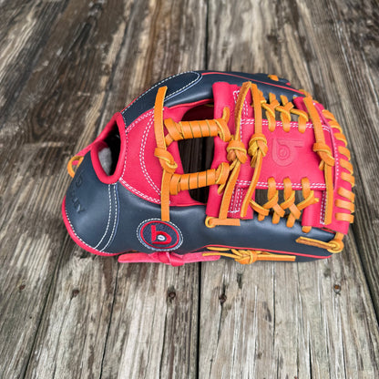 I-Trap, Next Play Series '25 LTD Navy/Red/Tan Pro Kip