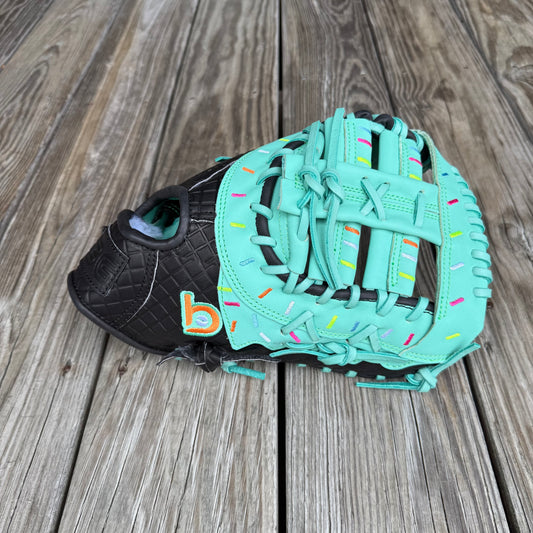 1B Mitt, BBG LTD Ice Cream Cone, 12.25" Black/Mint