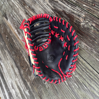 1B Mitt, Next Play Pro Kip LTD '26