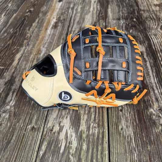 1B Mitt, Next Play Pro Kip LTD '26