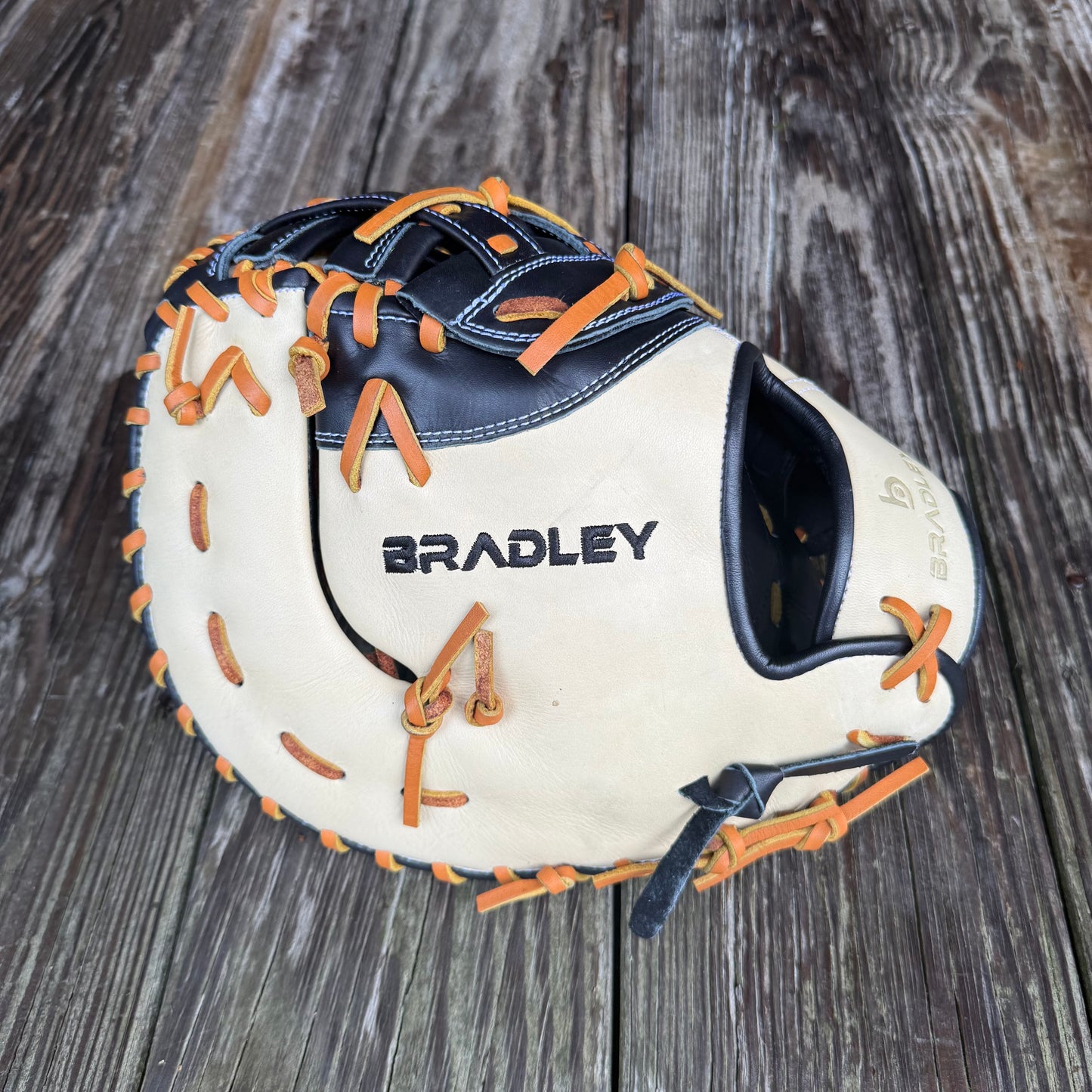 1B Mitt, Next Play Pro Kip LTD '26