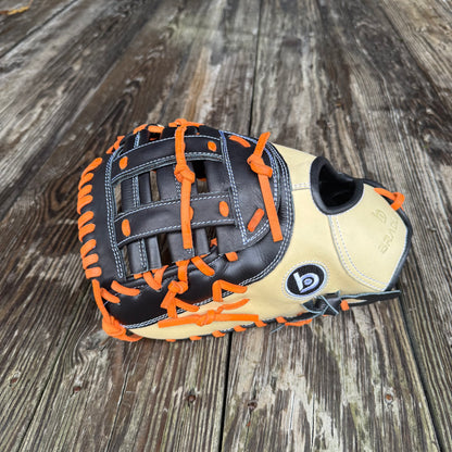 1B Mitt, Next Play Pro Kip LTD '26
