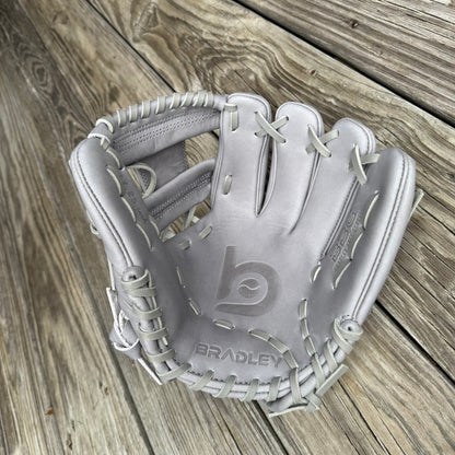 I-Web, BBG LTD Gun Metal USA STEERHIDE