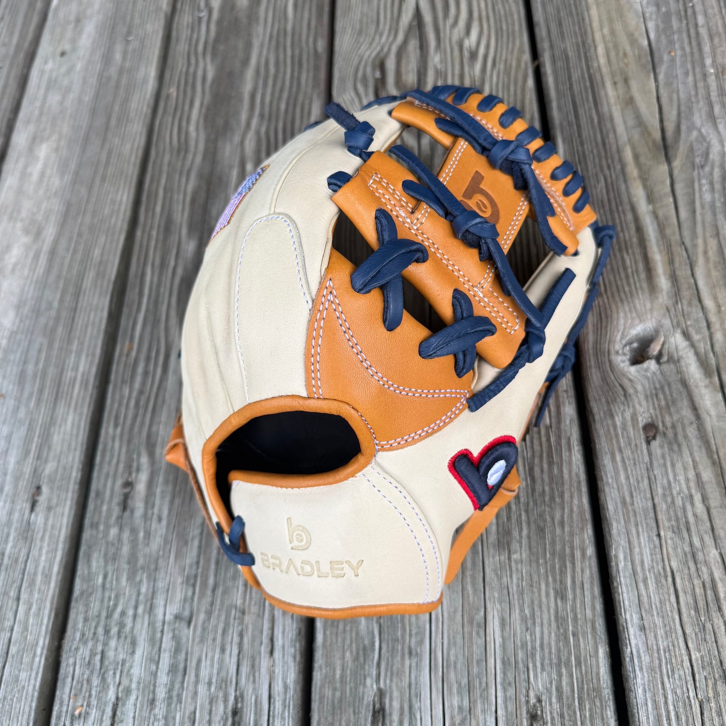 I-Web, Next Play Camel/Tan Series