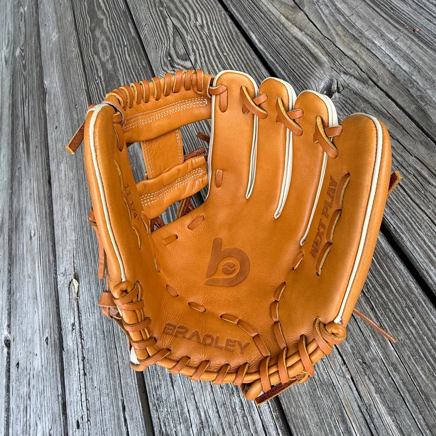 I-Web, Next Play Camel/Tan Series