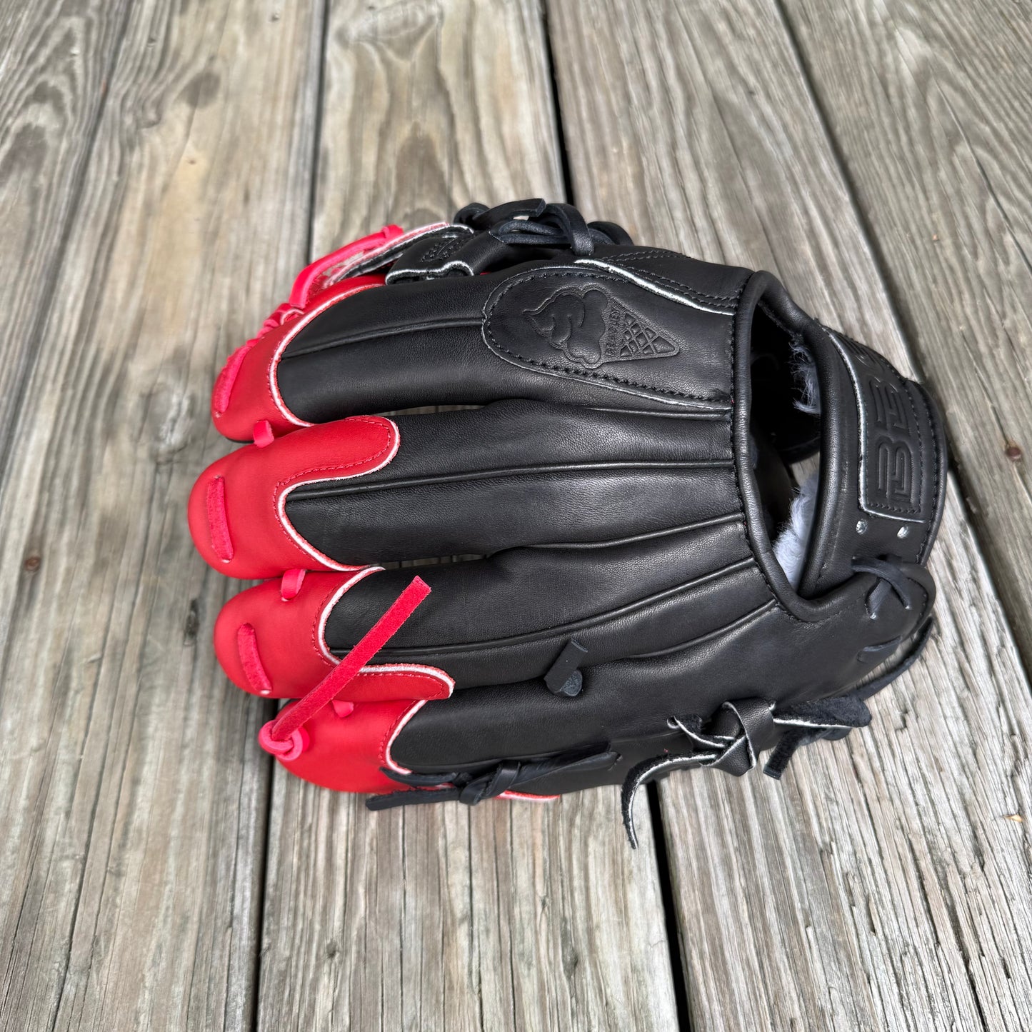 I-Web, BBG LTD Black Ice Series
