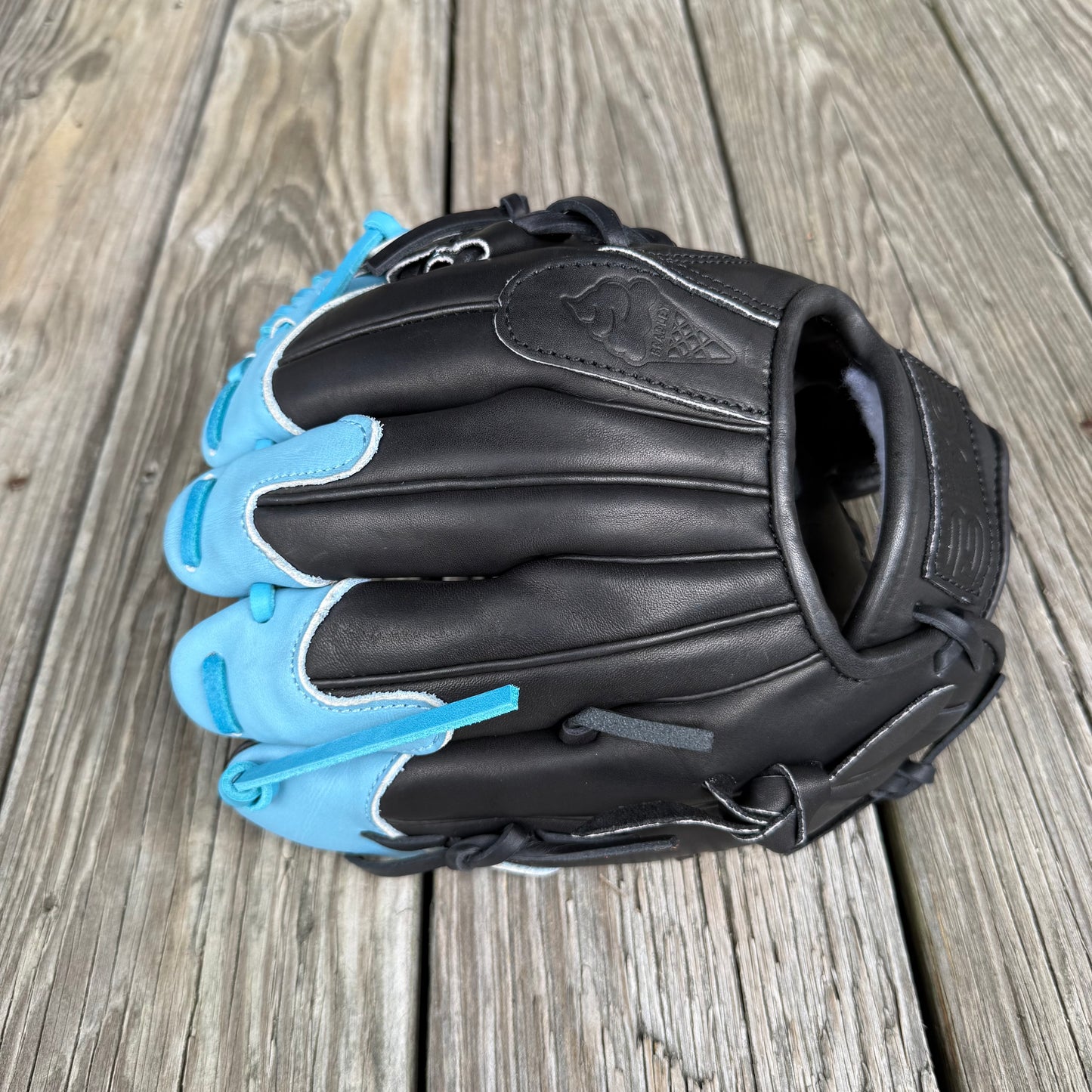 I-Web, BBG LTD Black Ice Series