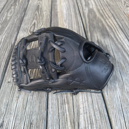 I-Web, Next Play 5-Star Limited Edition Texas Steerhide,5-STAR Blackout