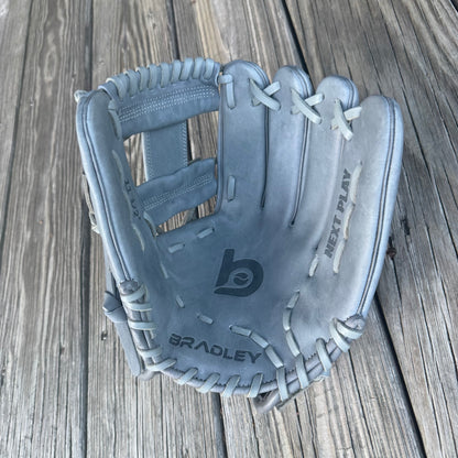 I-Web, Next Play 5-Star Limited Edition Texas Steerhide,5-STAR Gun Metal Gray