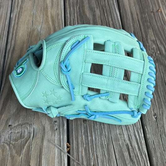 H-Web, BBG LTD Minty Fresh USA STEERHIDE for 'Tweens and Teens