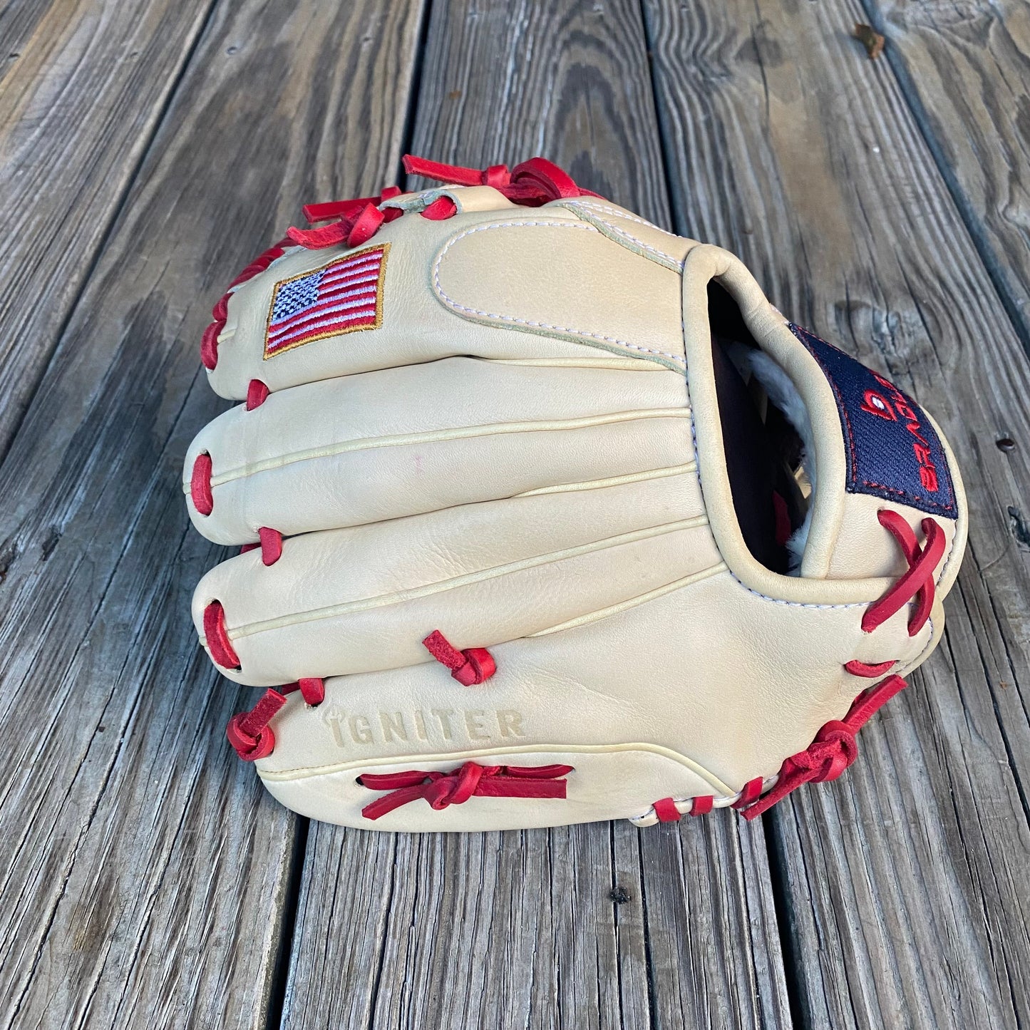 11" I-Web, Igniter-Plus LTD Blonde/Red BLEMISHED, PRICE REDUCED