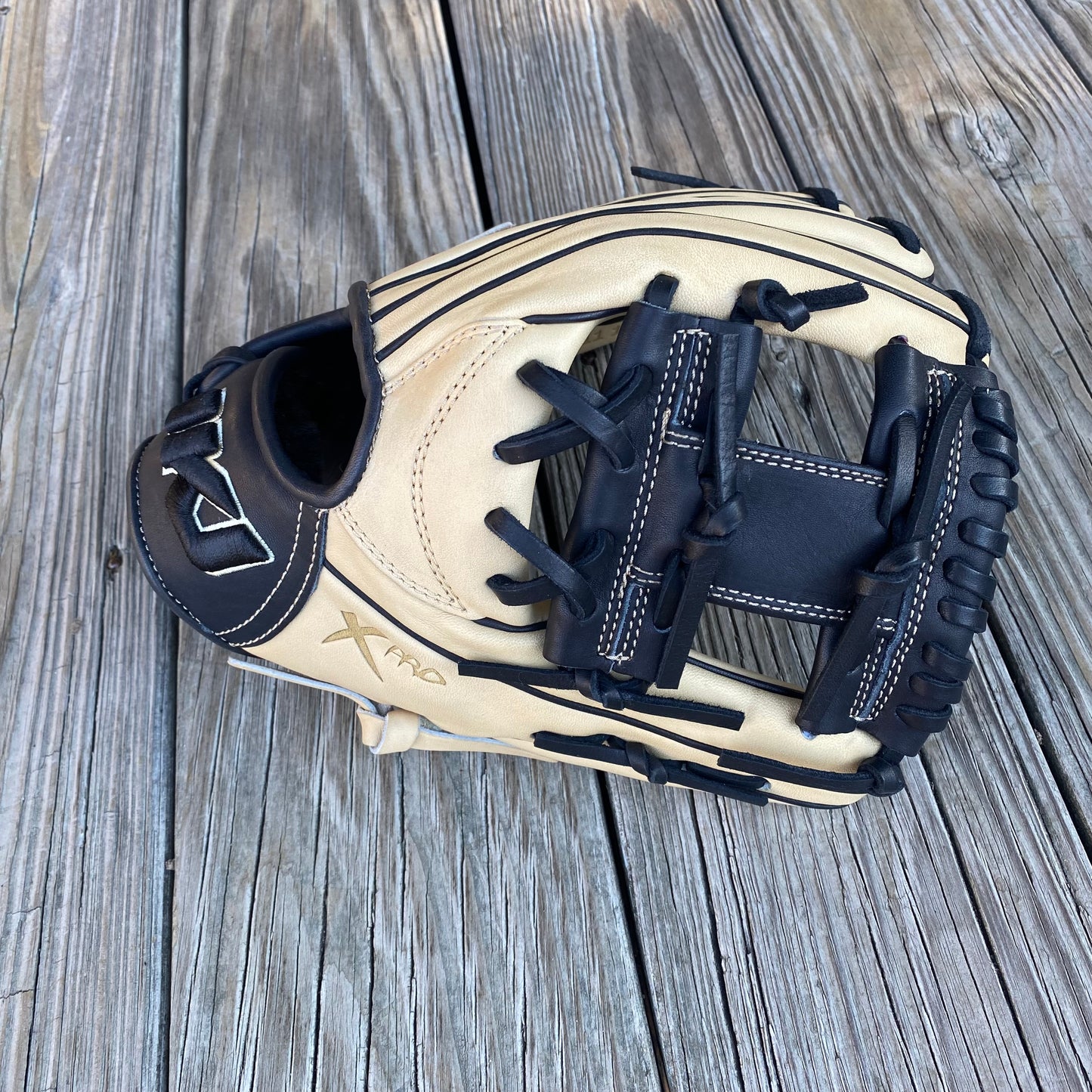 SPECIAL! IKJ 11.5" I-Web CAMEL AND BLACK, USA Steerhide (Pro Fit)