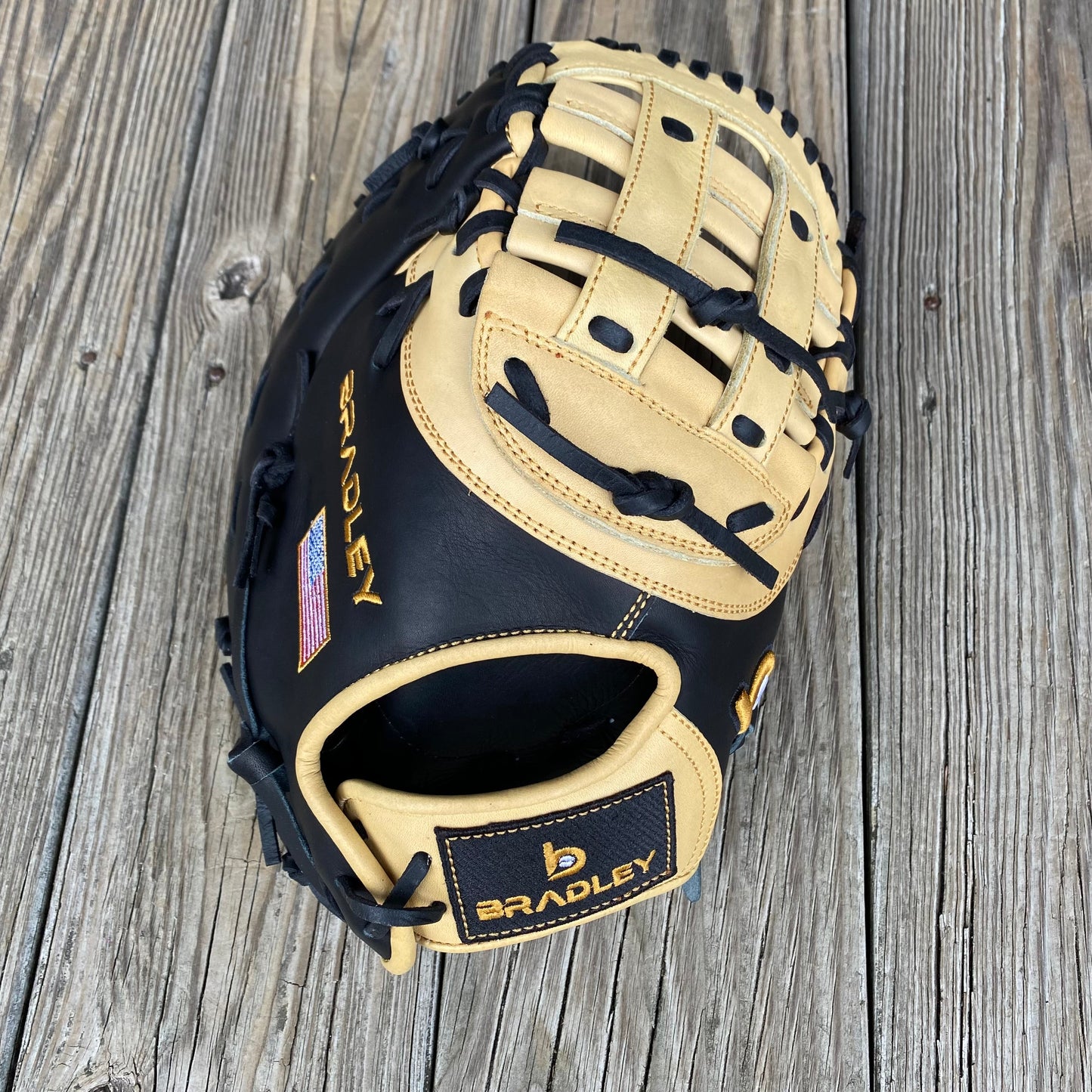 1B Mitt, Next Play Series 23S Native Kip LTD